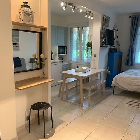 Studio Cosy Bord De Mer Et Centre Ville Pour 4Pers โดวีลล์ ภายนอก รูปภาพ